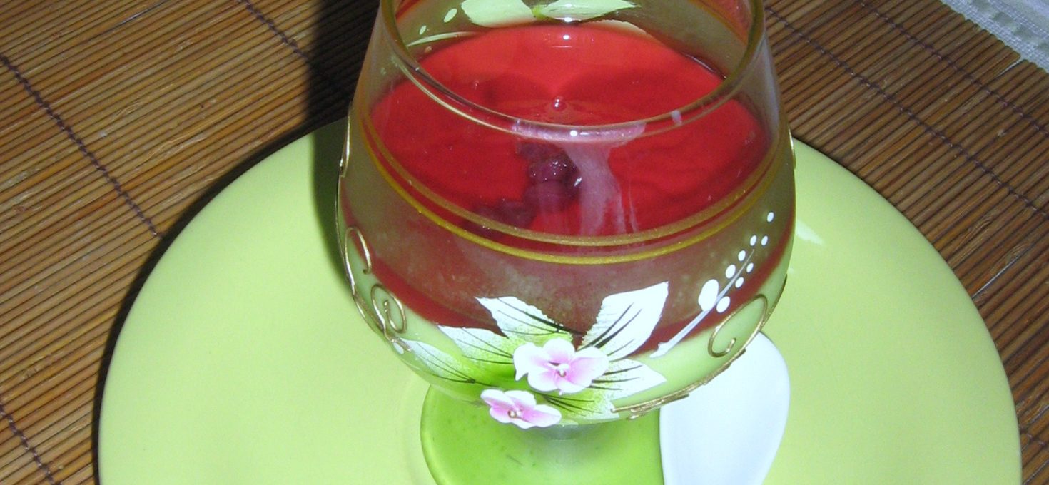 Panna Cotta verveine et fruits rouges